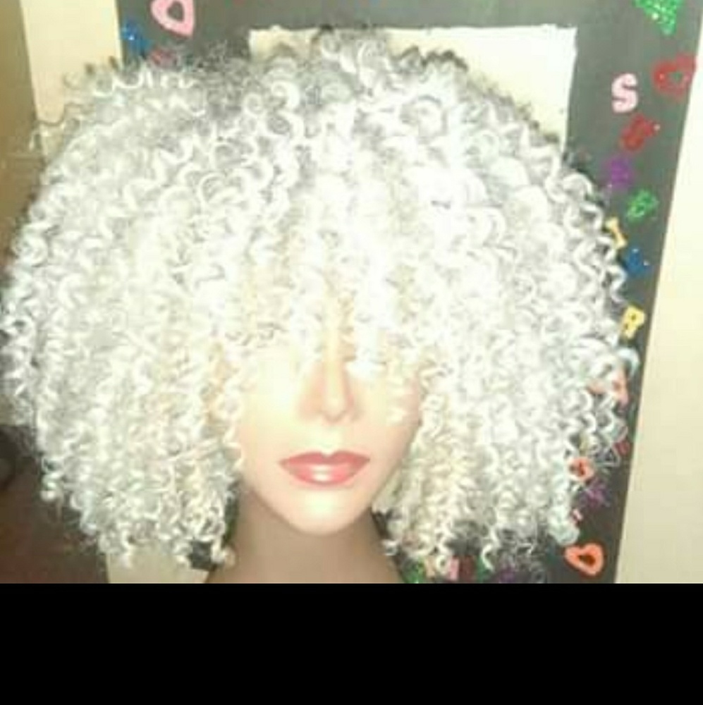 Creative Wigs - Picture 4 of 8